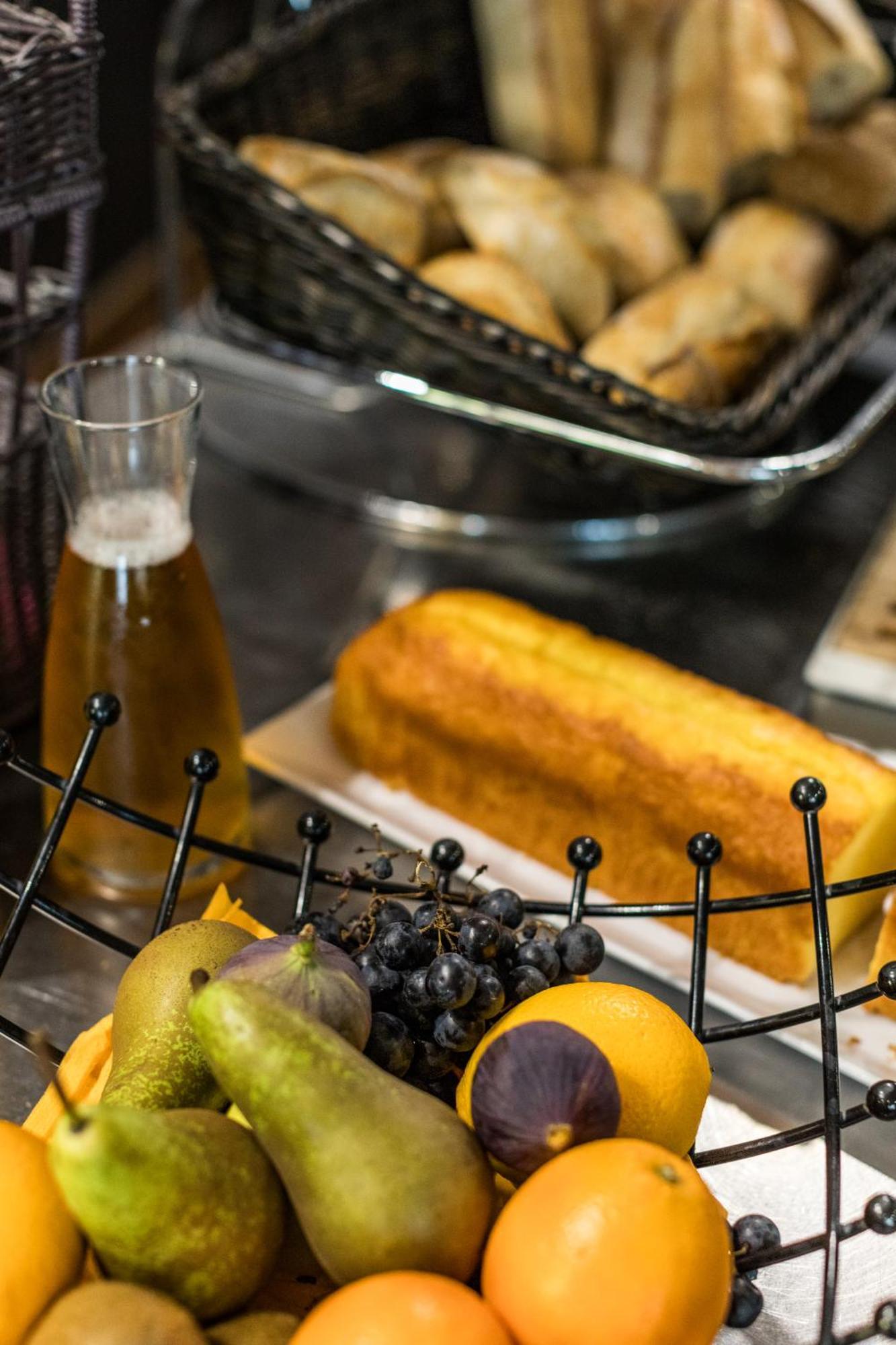 Hotel-Restaurant Le Victoria Ρεν Εξωτερικό φωτογραφία