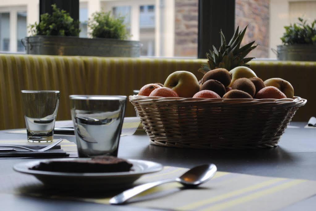 Hotel-Restaurant Le Victoria Ρεν Εξωτερικό φωτογραφία